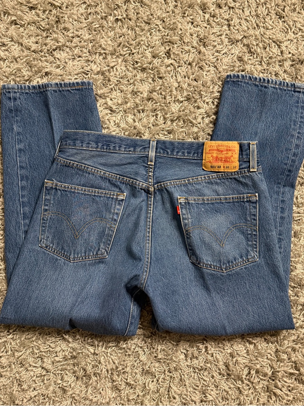 Vintage Levi 501 36x32 Fly Zipper Jeans
